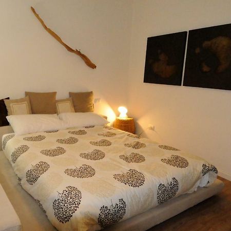Casa Antico Borgo Di Varennaアパートメント エクステリア 写真