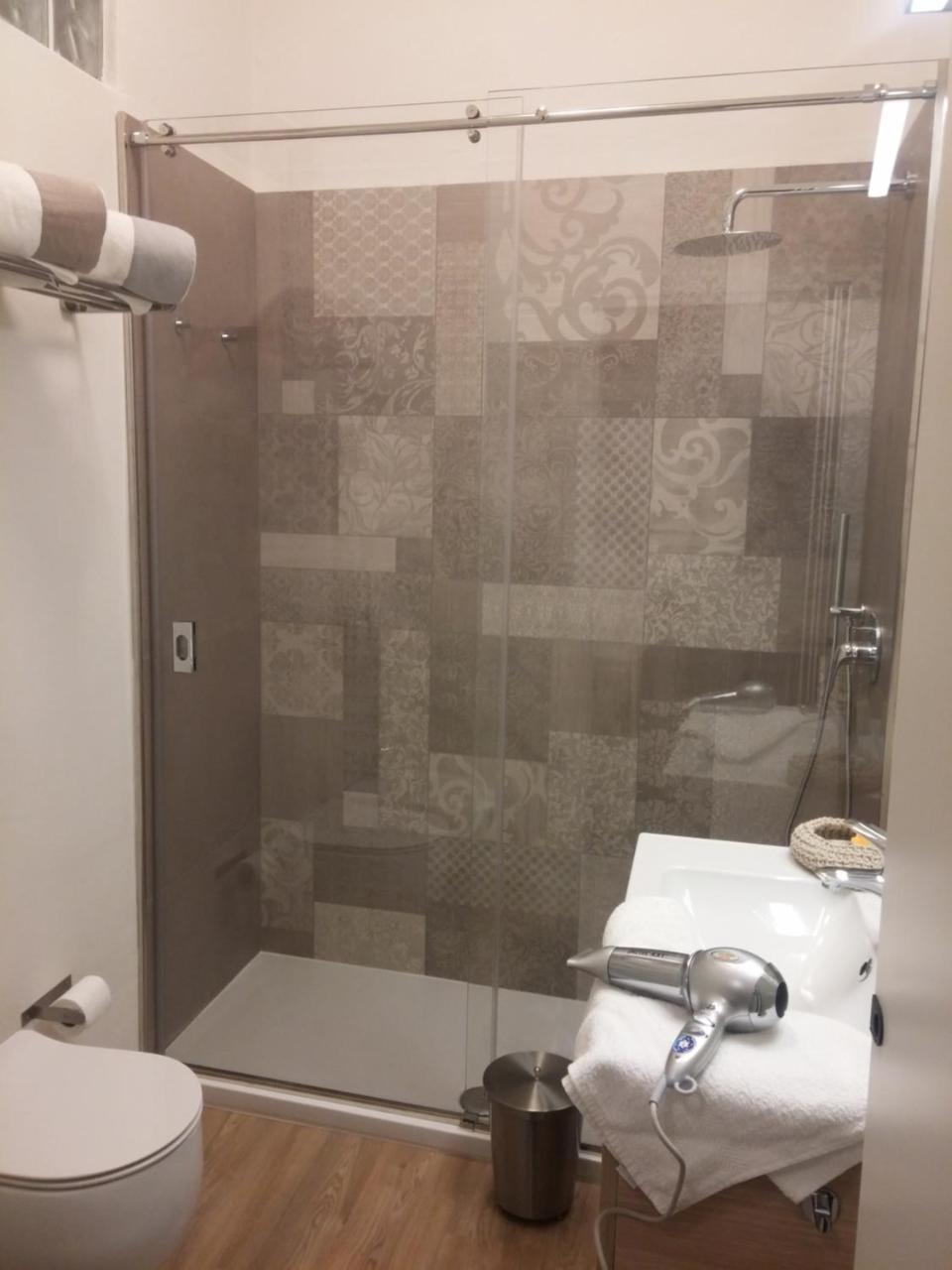 Casa Antico Borgo Di Varennaアパートメント エクステリア 写真