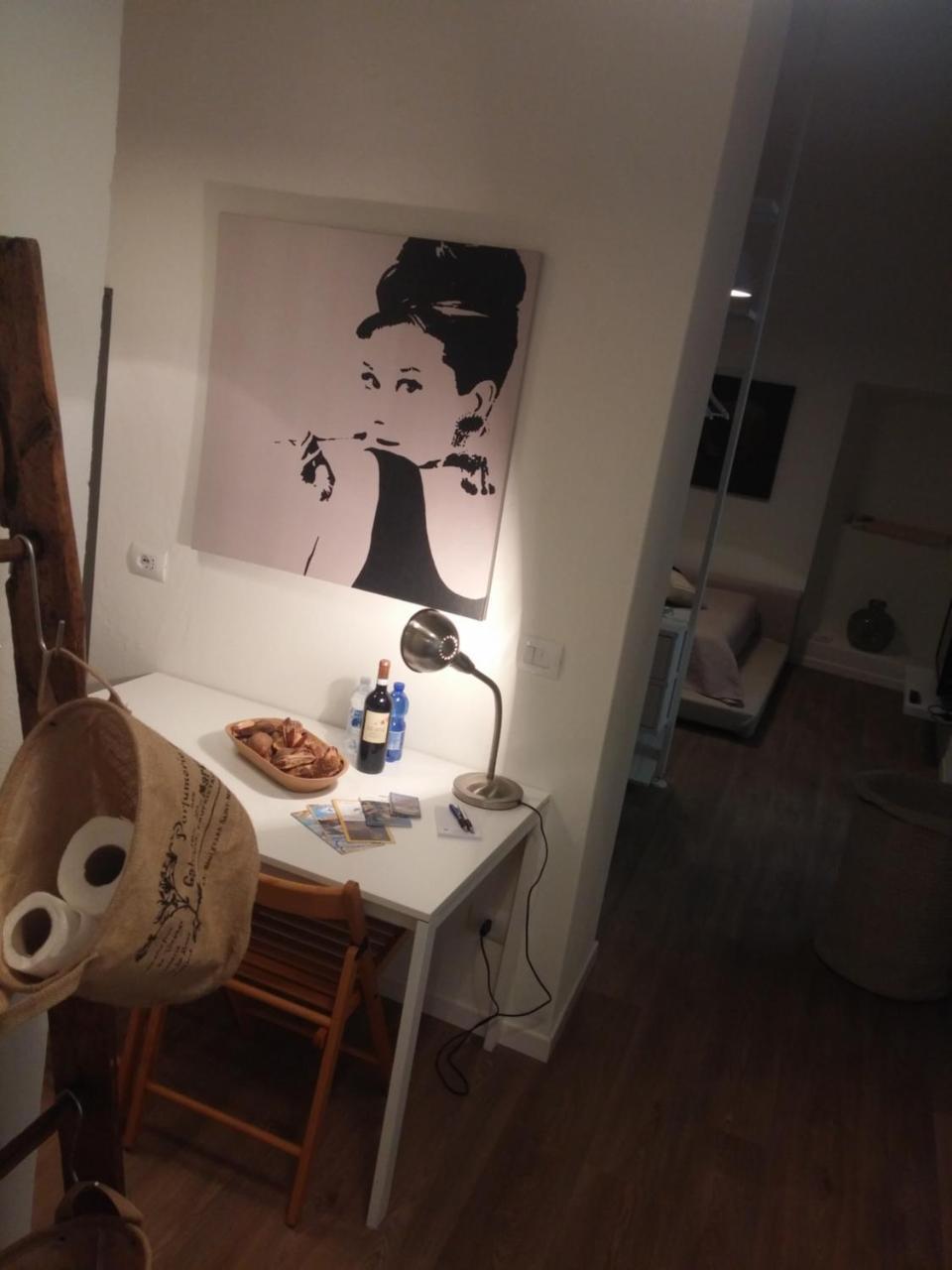 Casa Antico Borgo Di Varennaアパートメント エクステリア 写真